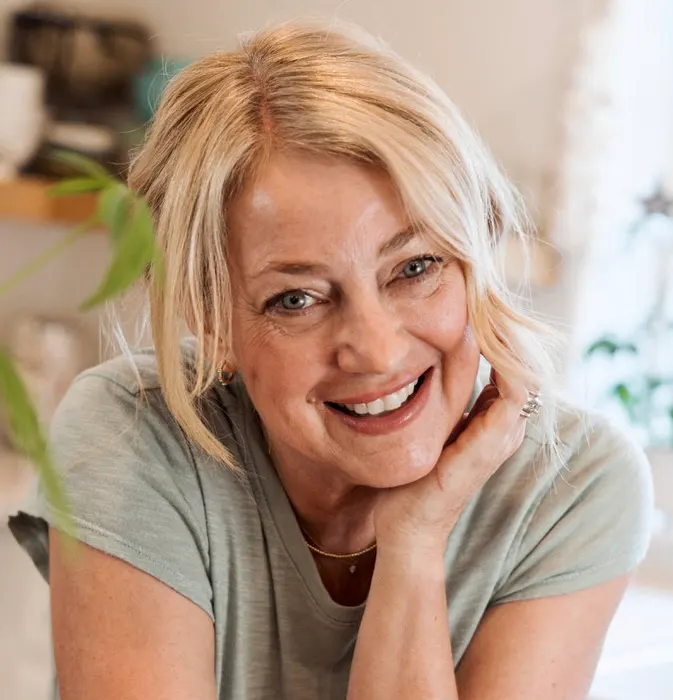 Author Kelly Lorene Cummings